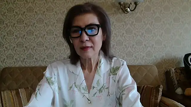 Snapshot of Elegant00Lady chatting on November 15, 2025, 4:16 am Elegant00Lady online show from November 15, 2025, 4:16 am