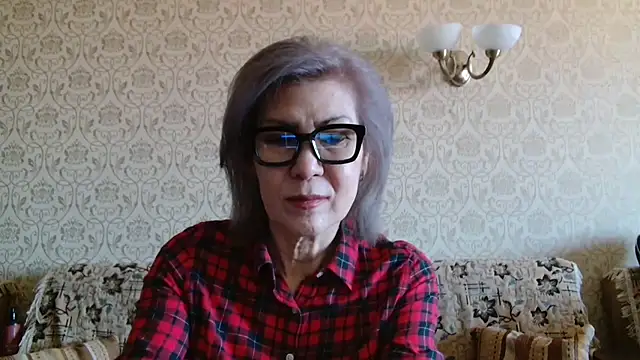 Snapshot of Elegant00Lady chatting on October 6, 2025, 6:03 am Elegant00Lady online show from October 6, 2025, 6:03 am