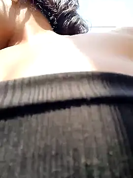 anaesca online show from March 22, 2025, 3:42 pm