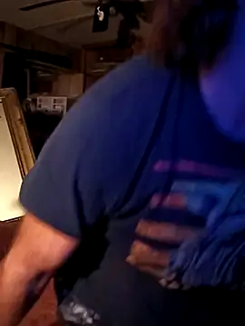 Snapshot of secret1987 chatting on November 27, 2025, 2:45 am secret1987 online show from November 27, 2025, 2:45 am