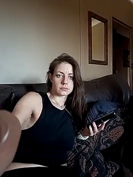 Snapshot of Missmesexycouple69 chatting on February 28, 2026, 3:22 pm Missmesexycouple69 online show from February 28, 2026, 3:22 pm