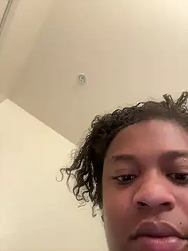 Prettynthick12 online show from March 11, 2026, 11:21 pm