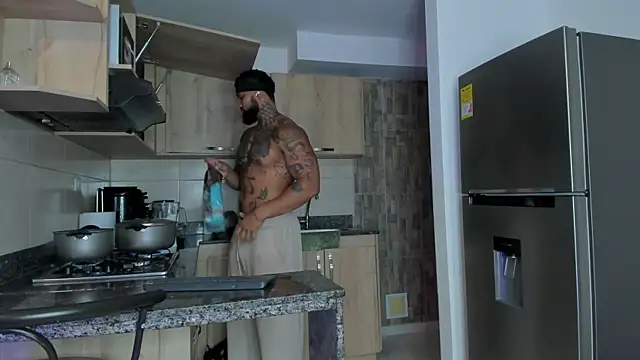 Snapshot of zaiin_diesel chatting on March 6, 2025, 6:05 pm zaiin diesel online show from March 6, 2025, 6:05 pm