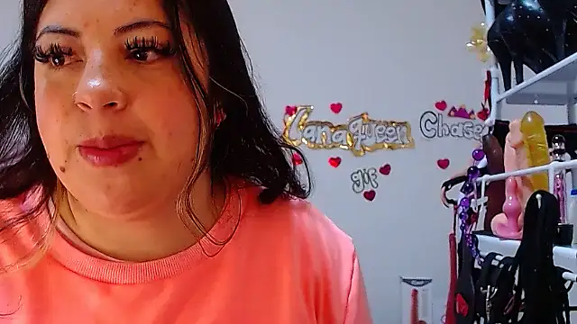 Snapshot of lanaqueen699 chatting on November 12, 2025, 12:20 pm lanaqueen699 online show from November 12, 2025, 12:20 pm