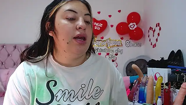 Snapshot of lanaqueen699 chatting on March 18, 2025, 12:28 pm lanaqueen699 online show from March 18, 2025, 12:28 pm