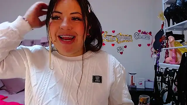 Snapshot of lanaqueen699 chatting on November 15, 2025, 12:36 am lanaqueen699 online show from November 15, 2025, 12:36 am