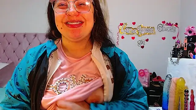 Snapshot of lanaqueen699 chatting on September 15, 2025, 12:27 pm lanaqueen699 online show from September 15, 2025, 12:27 pm