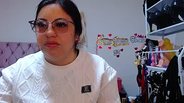 Snapshot of lanaqueen699 chatting on November 7, 2025, 12:21 pm lanaqueen699 online show from November 7, 2025, 12:21 pm