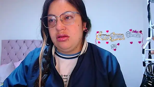 lanaqueen699 online show from February 20, 2026, 12:18 pm