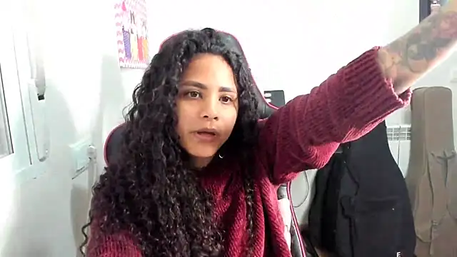 Snapshot of Ama_music chatting on April 14, 2026, 4:34 pm Ama music online show from April 14, 2026, 4:34 pm