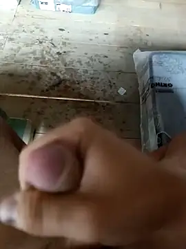 Snapshot of novinho18pauzu chatting on January 7, 2025, 6:56 pm novinho18pauzu online show from January 7, 2025, 6:56 pm