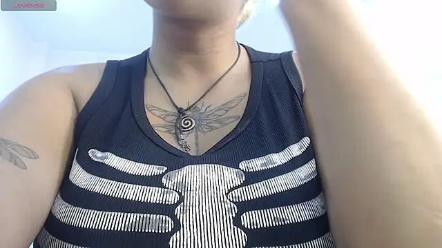 Snapshot of april_bunnyy chatting on May 26, 2026, 2:59 pm april bunnyy online show from May 26, 2026, 2:59 pm