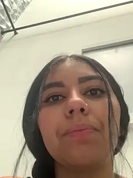 Larabrooks online show from February 25, 2026, 5:35 pm