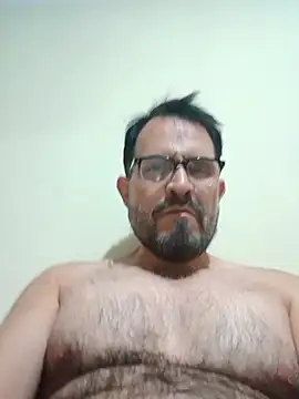Snapshot of SbasTone_Muscle chatting on July 26, 2026, 2:40 am SbasTone Muscle online show from July 26, 2026, 2:40 am