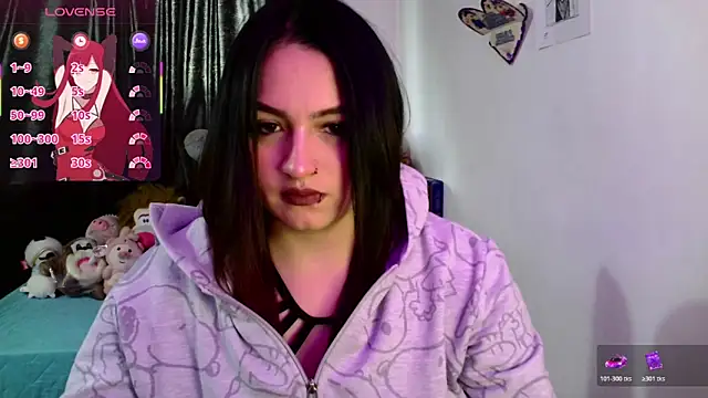 Snapshot of lucycherry__ chatting on December 19, 2025, 9:39 pm lucycherry online show from December 19, 2025, 9:39 pm