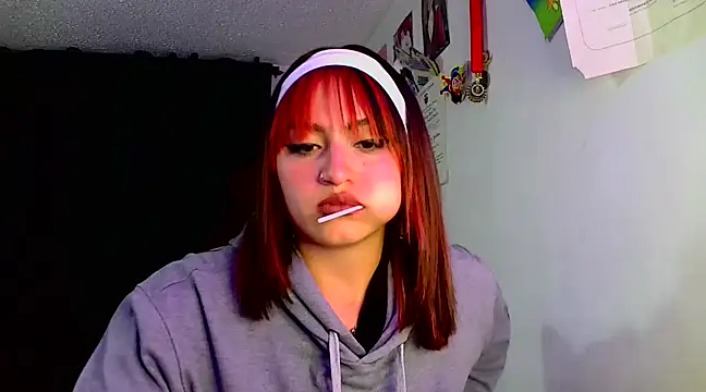 Snapshot of lucycherry__ chatting on February 7, 2025, 3:55 am lucycherry online show from February 7, 2025, 3:55 am