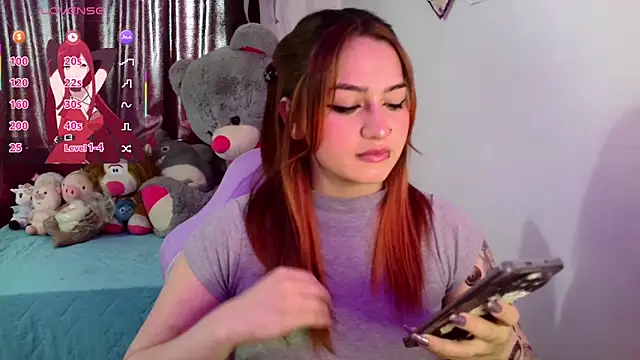 Snapshot of lucycherry__ chatting on December 4, 2025, 5:56 pm lucycherry online show from December 4, 2025, 5:56 pm