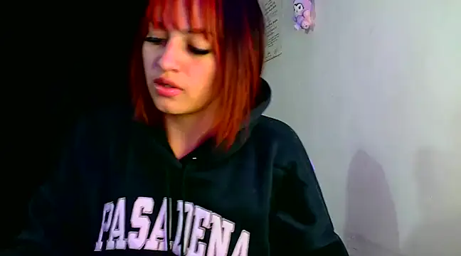 Snapshot of lucycherry__ chatting on January 29, 2025, 7:57 am lucycherry online show from January 29, 2025, 7:57 am