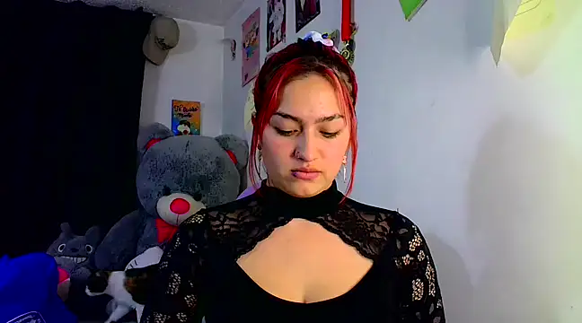 Snapshot of lucycherry__ chatting on March 6, 2025, 11:09 pm lucycherry online show from March 6, 2025, 11:09 pm