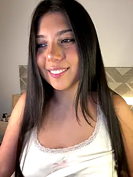 Maii chan online show from December 3, 2025, 2:01 am