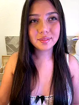 Maii chan online show from October 25, 2025, 4:00 am