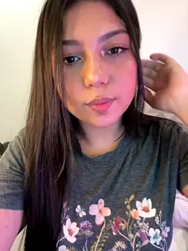 Maii chan online show from November 15, 2025, 5:55 am