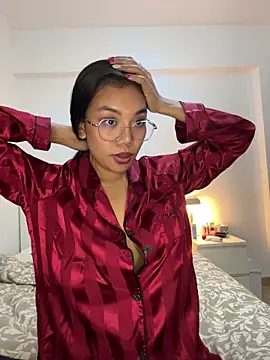 Snapshot of NaughtyMe chatting on January 4, 2025, 5:47 pm NaughtyMe online show from January 4, 2025, 5:47 pm