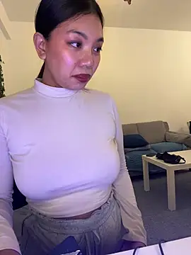 Snapshot of NaughtyMe chatting on January 18, 2025, 7:58 pm NaughtyMe online show from January 18, 2025, 7:58 pm