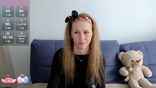 IsabelAllen online show from March 5, 2025, 8:54 am