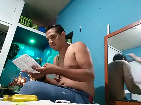 LiosArmando420 online show from September 15, 2025, 3:07 am