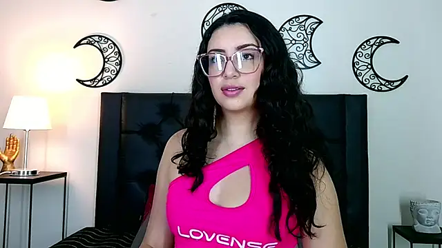 Snapshot of EvoletFMK chatting on November 3, 2025, 3:48 pm EvoletFMK online show from November 3, 2025, 3:48 pm