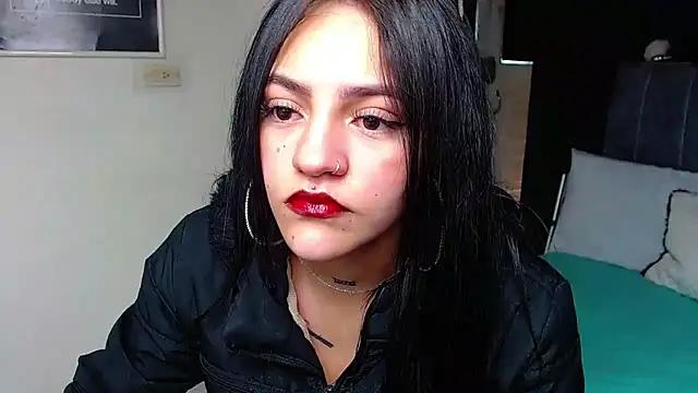 Violettasquirt online show from February 25, 2026, 1:22 pm