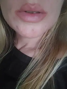 Snapshot of Linda_999 chatting on September 8, 2025, 5:56 pm Linda 999 online show from September 8, 2025, 5:56 pm