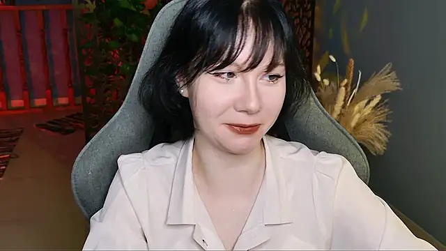 NancyMartinez online show from September 20, 2025, 1:27 pm