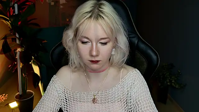 NancyMartinez online show from March 12, 2025, 4:13 pm