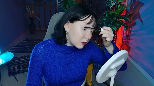 NancyMartinez online show from December 4, 2025, 5:06 am