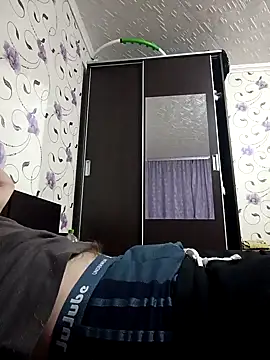 Snapshot of red_red00 chatting on December 24, 2024, 4:08 pm red red00 online show from December 24, 2024, 4:08 pm