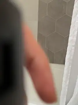 yfui221 online show from March 13, 2026, 7:52 pm