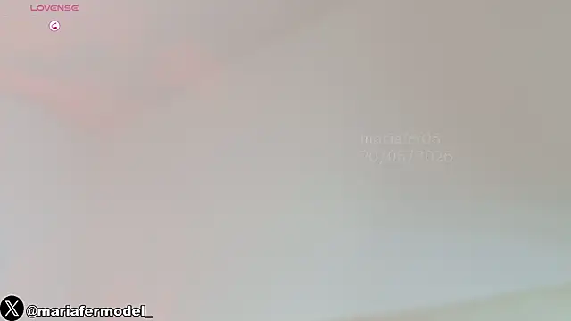 Mariafer05 online show from May 20, 2026, 4:04 pm