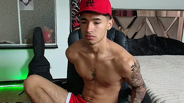 Damon  333 online show from September 29, 2025, 6:13 pm