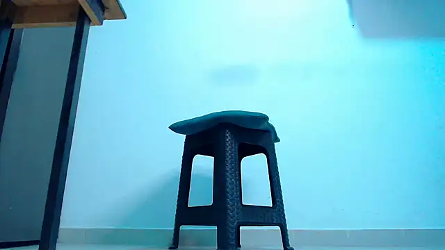Snapshot of mastersmits chatting on April 18, 2026, 9:37 pm mastersmits online show from April 18, 2026, 9:37 pm
