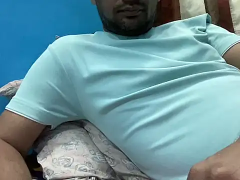 NiceBoy9099 online show from January 11, 2026, 10:33 am