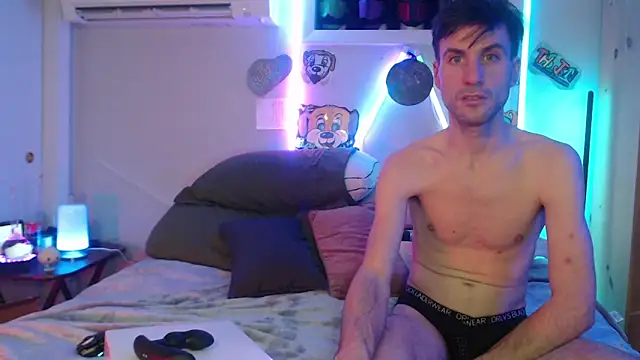 Funsizedshenanigans online show from January 16, 2025, 8:11 am