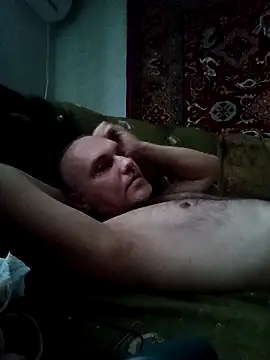 Snapshot of Pineapple04 chatting on November 28, 2025, 5:07 am Pineapple04 online show from November 28, 2025, 5:07 am