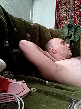 Snapshot of Pineapple04 chatting on March 28, 2026, 6:58 am Pineapple04 online show from March 28, 2026, 6:58 am