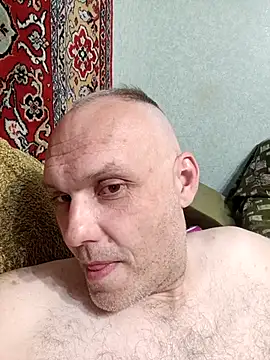 Pineapple04 online show from June 24, 2026, 7:33 pm
