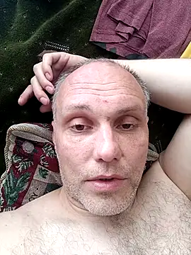 Snapshot of Pineapple04 chatting on May 21, 2026, 8:01 am Pineapple04 online show from May 21, 2026, 8:01 am