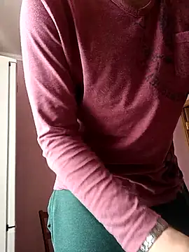 Snapshot of Pineapple04 chatting on October 21, 2025, 11:20 am Pineapple04 online show from October 21, 2025, 11:20 am