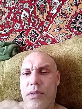 Snapshot of Pineapple04 chatting on November 4, 2025, 6:28 am Pineapple04 online show from November 4, 2025, 6:28 am