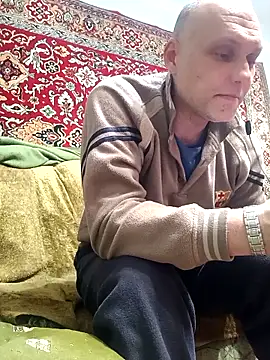 Snapshot of Pineapple04 chatting on May 4, 2026, 6:22 pm Pineapple04 online show from May 4, 2026, 6:22 pm